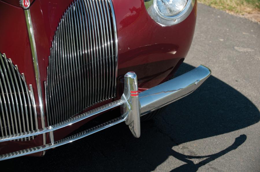  Lincoln Zephyr Club Coupe 1940 года  (фото 7 из 27)